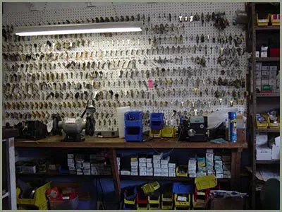 Locksmith Solution Services Fort Lauderdale, FL 954-366-2650 Locksmith Solution Services Fort Lauderdale, FL 954-366-2650 - 68-44-3