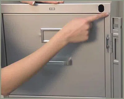 Locksmith Solution Services Fort Lauderdale, FL 954-366-2650 - 68-44-9